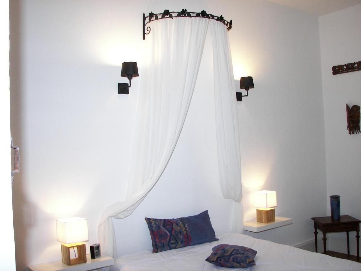 Domaine Du Noble Bed and Breakfast Saint-Jean-de-Thurac Εξωτερικό φωτογραφία