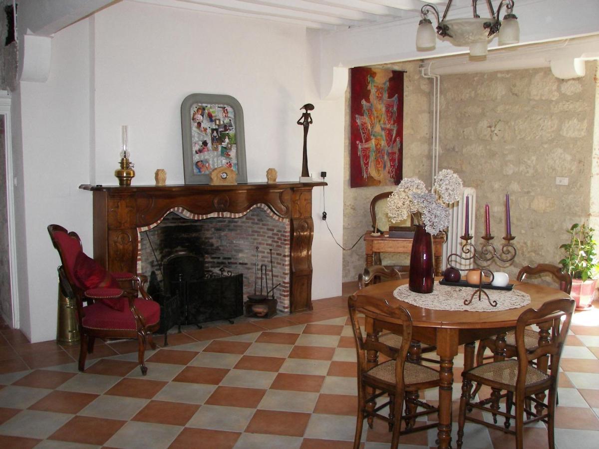 Domaine Du Noble Bed and Breakfast Saint-Jean-de-Thurac Εξωτερικό φωτογραφία