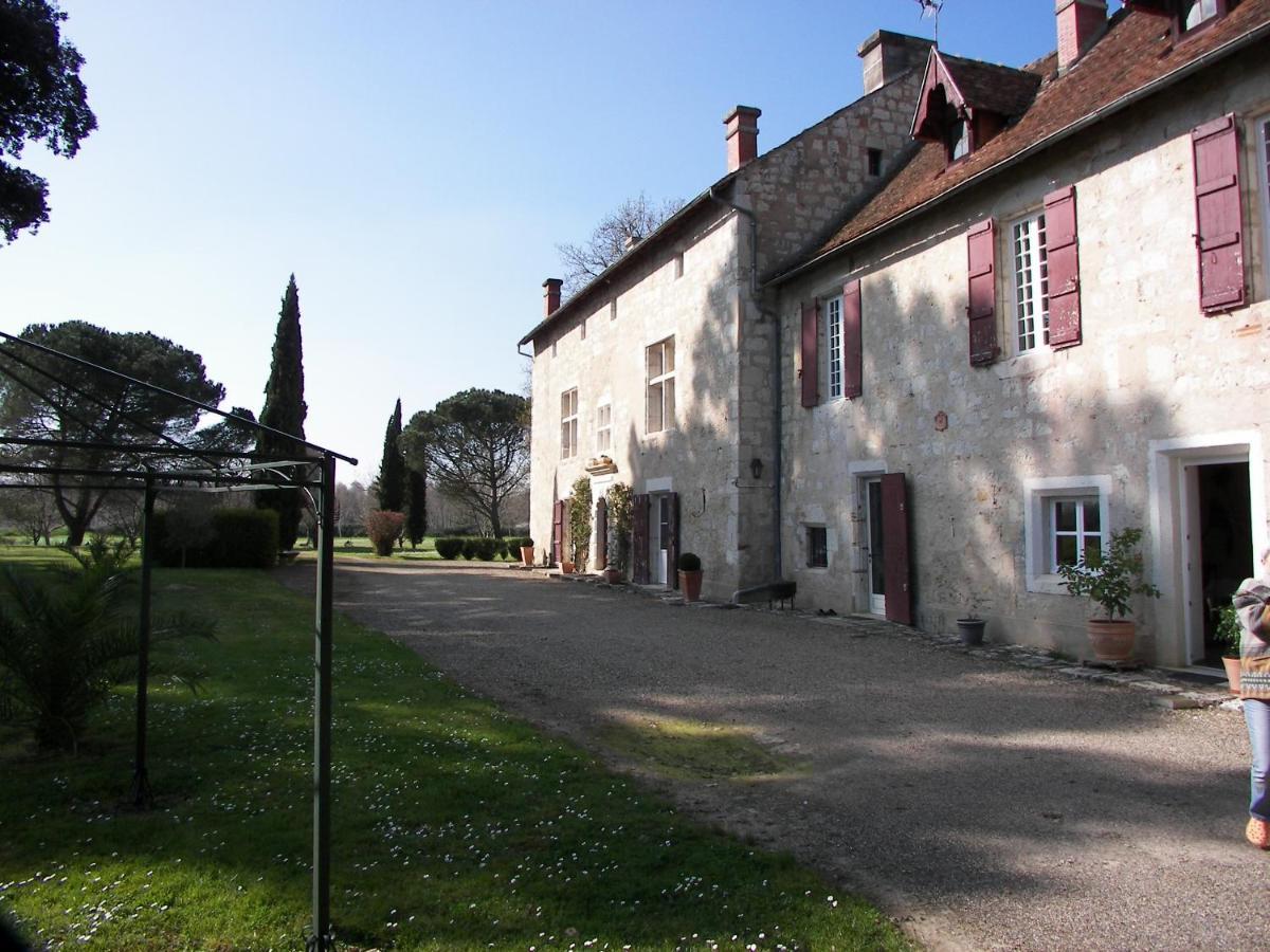 Domaine Du Noble Bed and Breakfast Saint-Jean-de-Thurac Εξωτερικό φωτογραφία