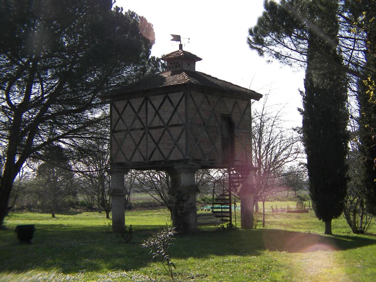 Domaine Du Noble Bed and Breakfast Saint-Jean-de-Thurac Εξωτερικό φωτογραφία