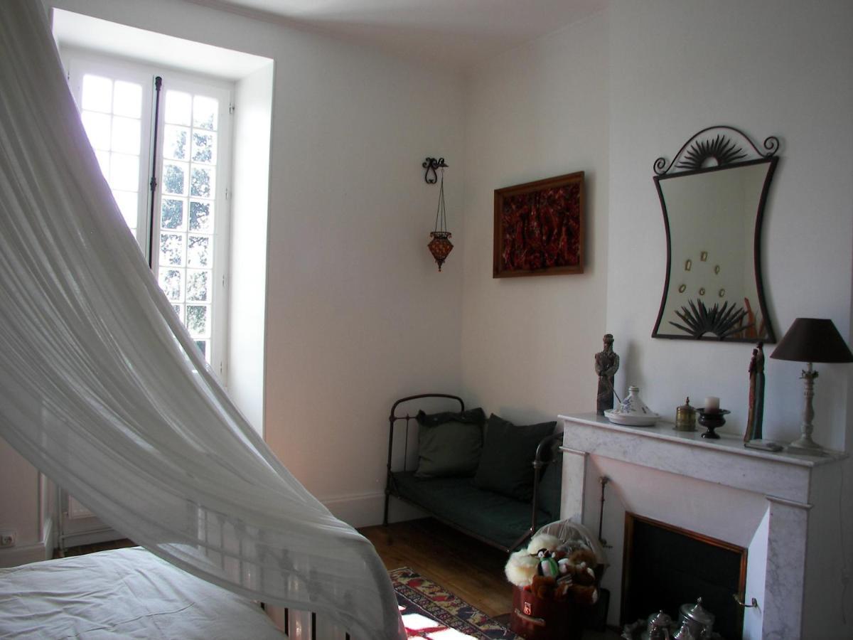 Domaine Du Noble Bed and Breakfast Saint-Jean-de-Thurac Εξωτερικό φωτογραφία