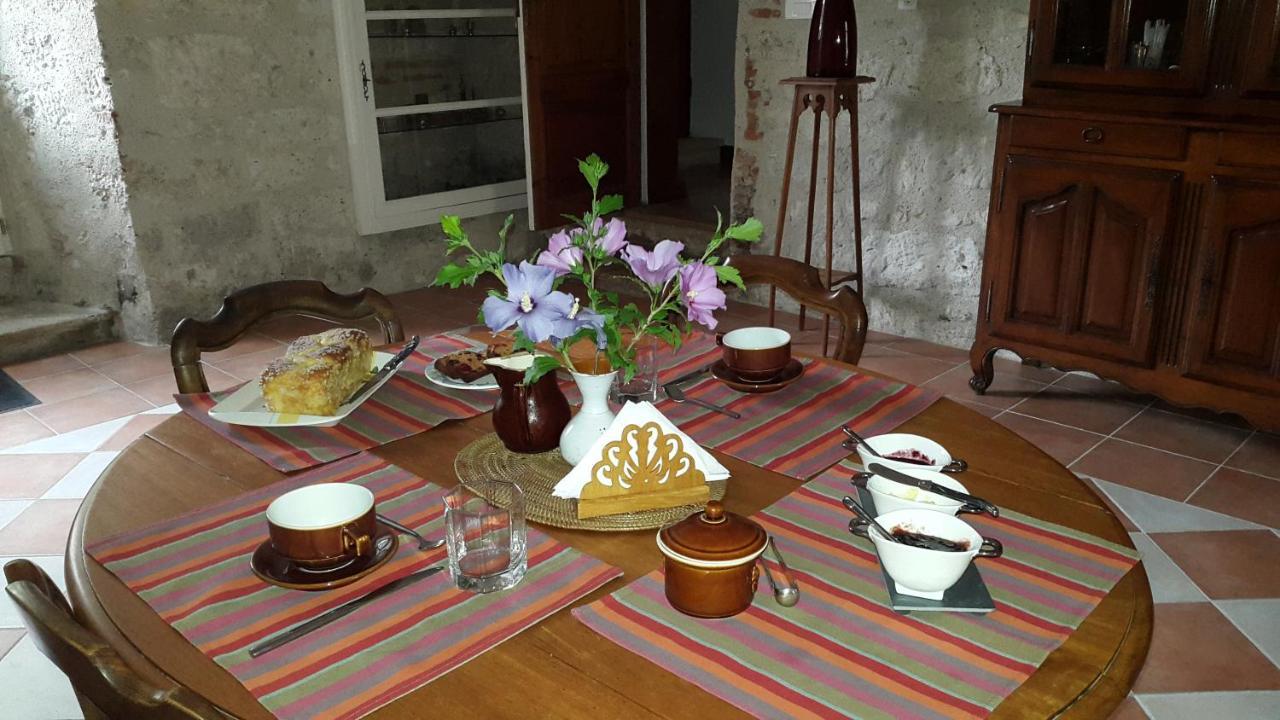 Domaine Du Noble Bed and Breakfast Saint-Jean-de-Thurac Εξωτερικό φωτογραφία