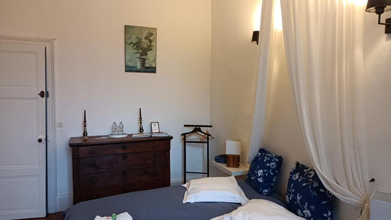Domaine Du Noble Bed and Breakfast Saint-Jean-de-Thurac Εξωτερικό φωτογραφία